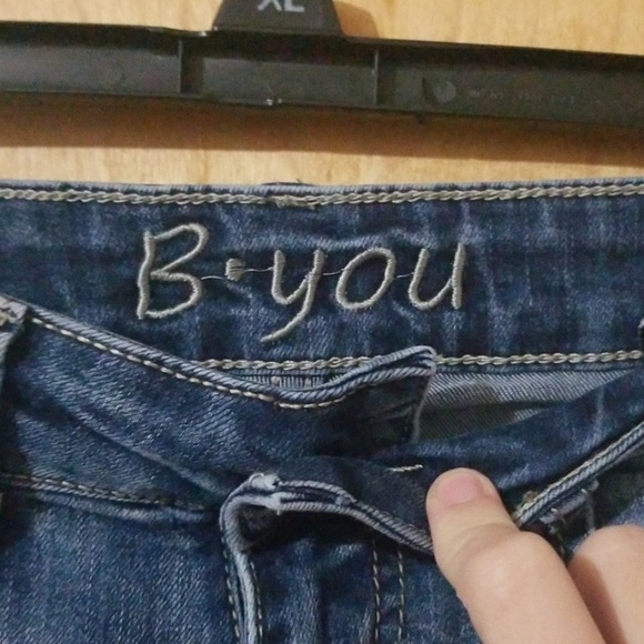 B You Ripped Skinny Jeans - Picture 2 of 5